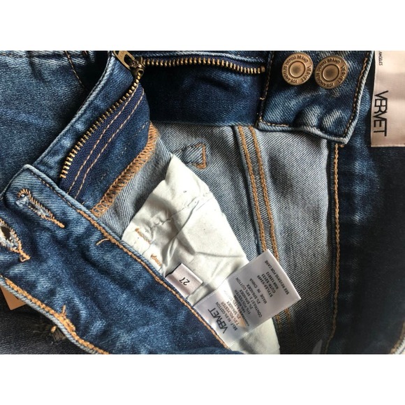 Women's Veret Tri-Color Flare Leg Jeans - Picture 4 of 7